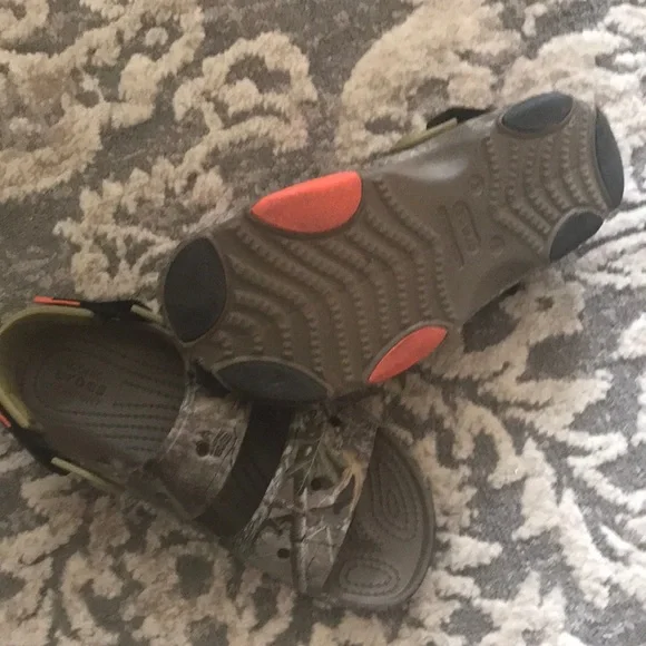 Men crocs  Camouflage Sandals - Picture 7 of 10